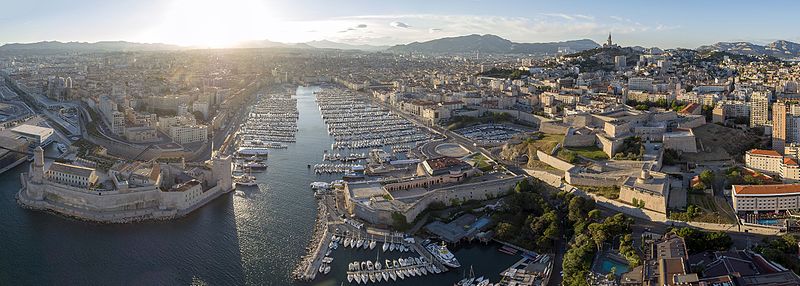 1_marseille_vieux_port_pano.jpg