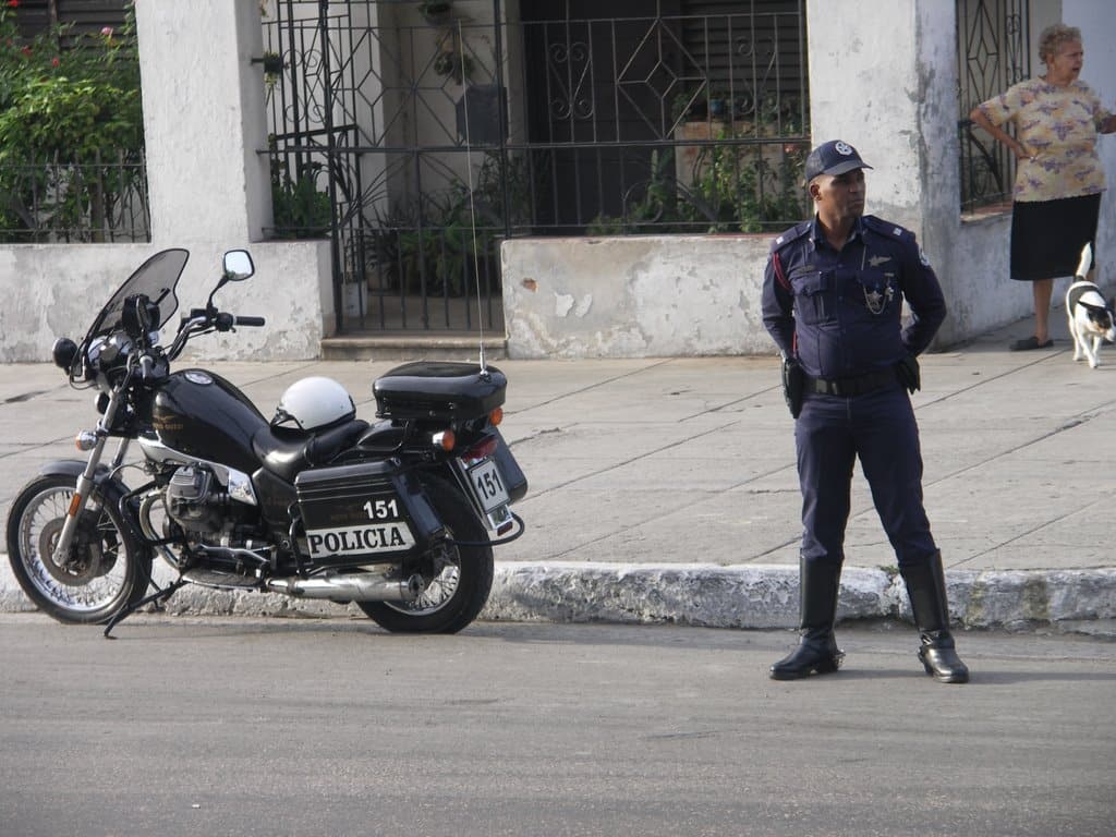 Havana_police.jpg