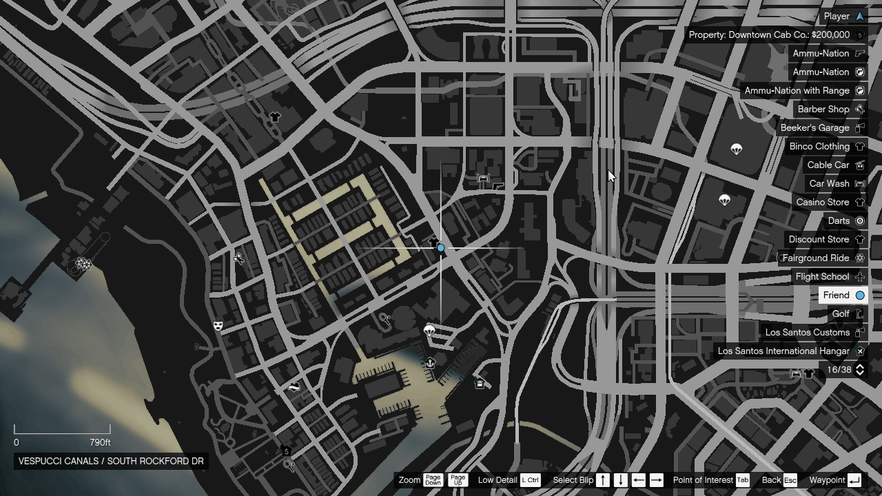 When you approach near the discount store the blue /red flashing dot will appear on the minimap indicating the robber.