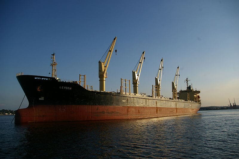 800px-Leyden_freighter_Havana_Harbor.jpg