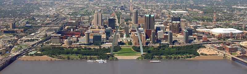 St._Louis_skyline_September_2008.jpg