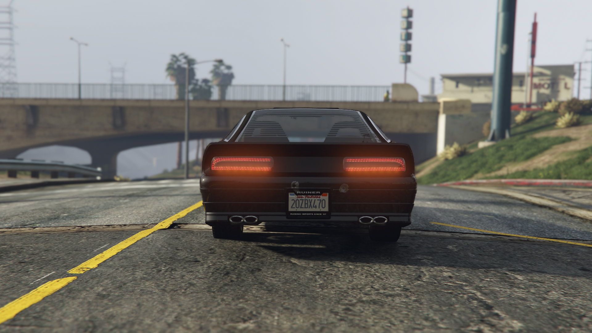 The back end of the Imponte Ruiner 2000 as seen in GTA Online.