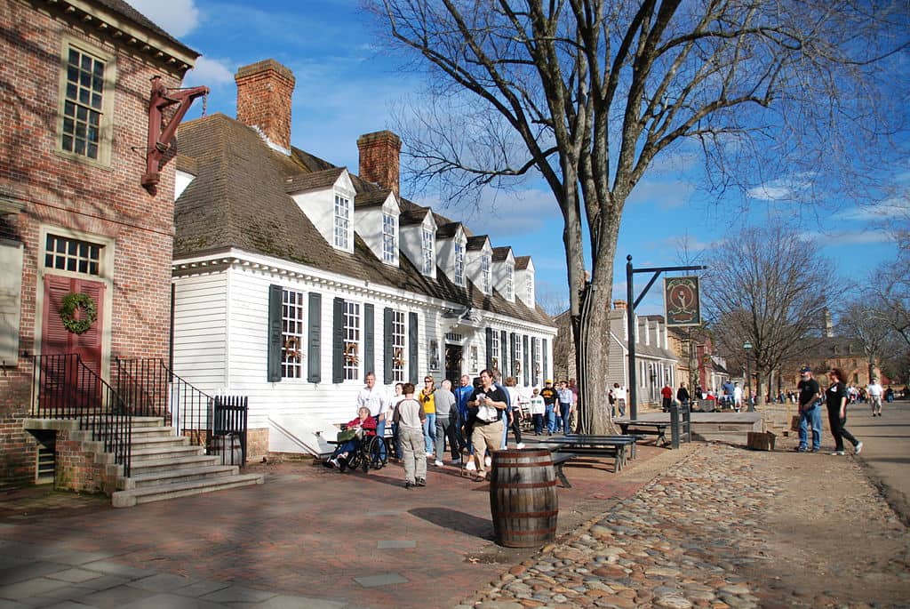 Colonial_Williamsburg_3205781804.jpg