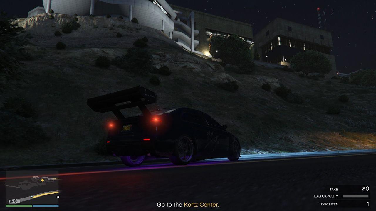 Start driving up from here, in between the two rocks you see on the grassy patch.