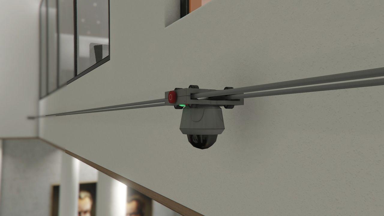 The horizontally moving camera in the exhibition room.