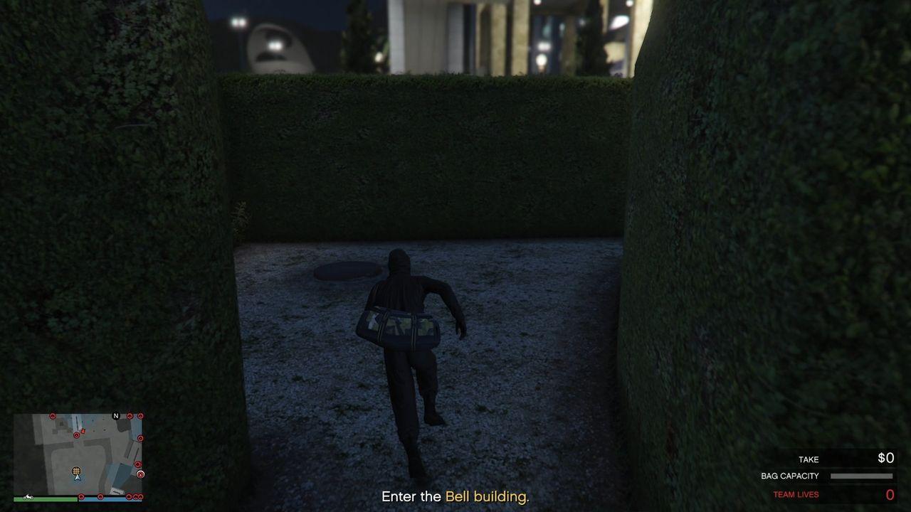 You will get a cutscene immediately as you get close to the manhole.