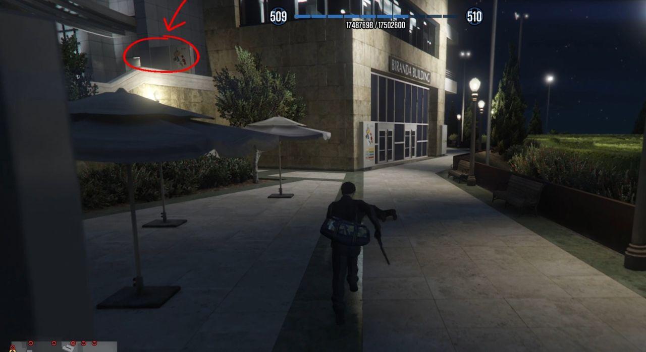 The location of the two additional guards that can spawn.
