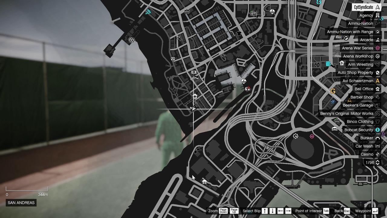 The map shows the location of the Golden Clover at Vespucci Beach.