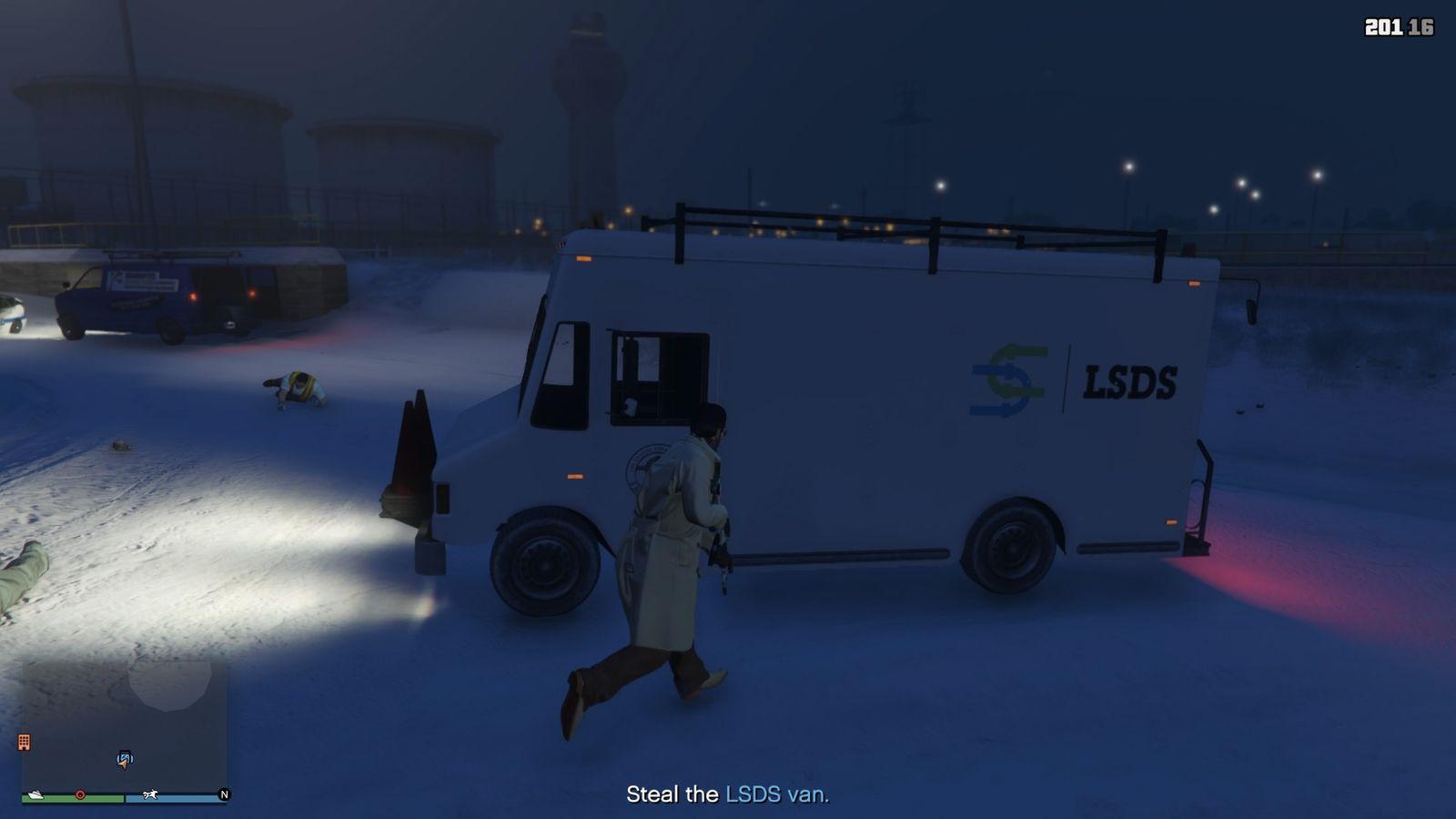 LSDS van arrives at the site.