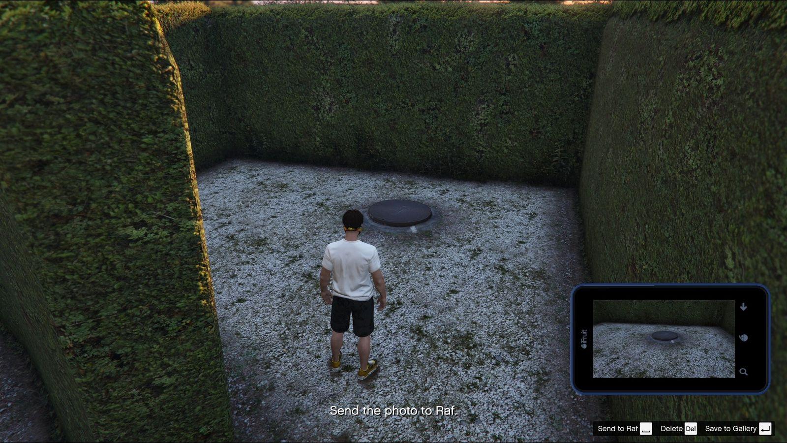 The manhole that must be photographed to unlock the Sewer entry point.