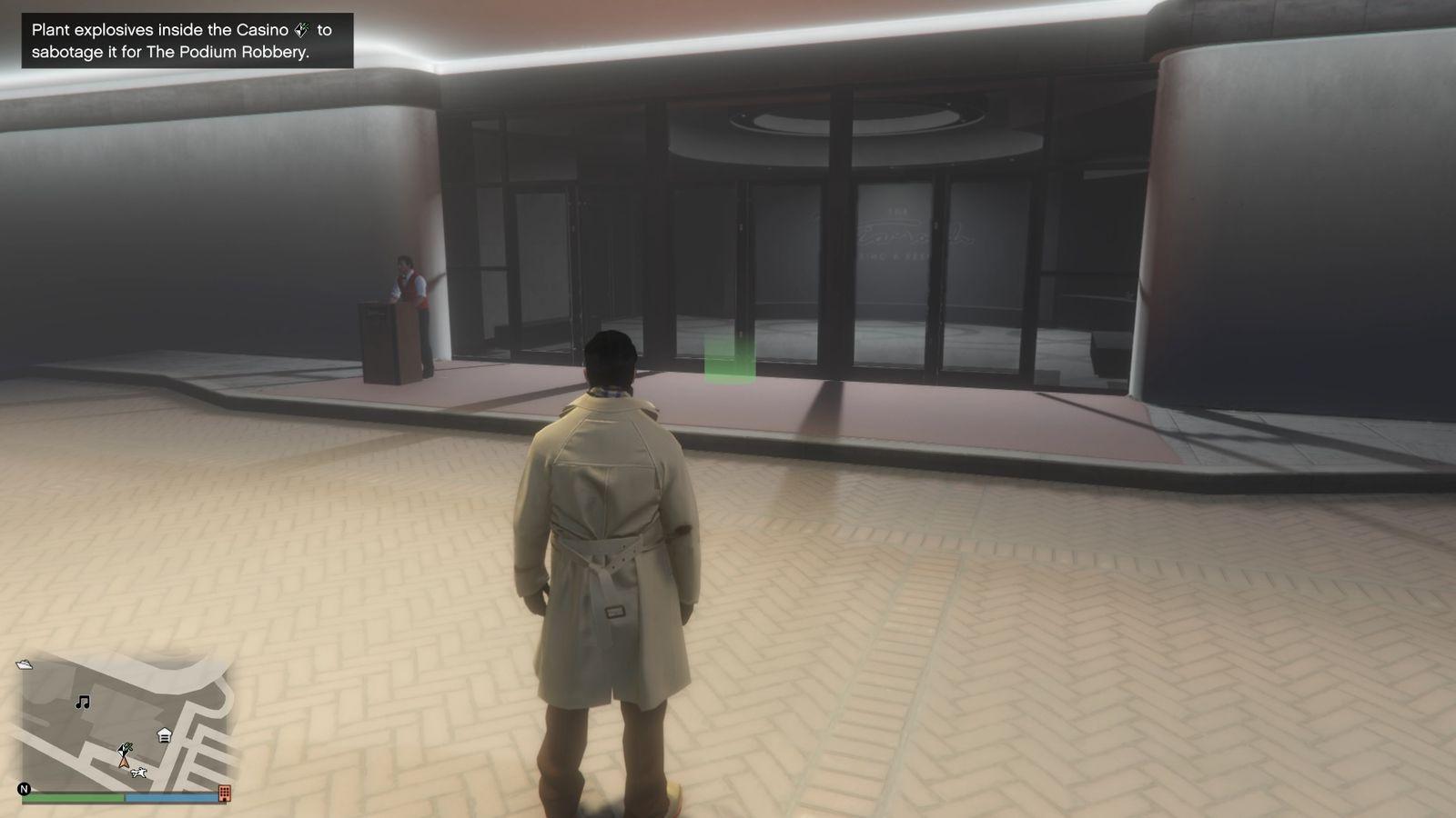 Casino entrance with a green marker indication of a robbery task.