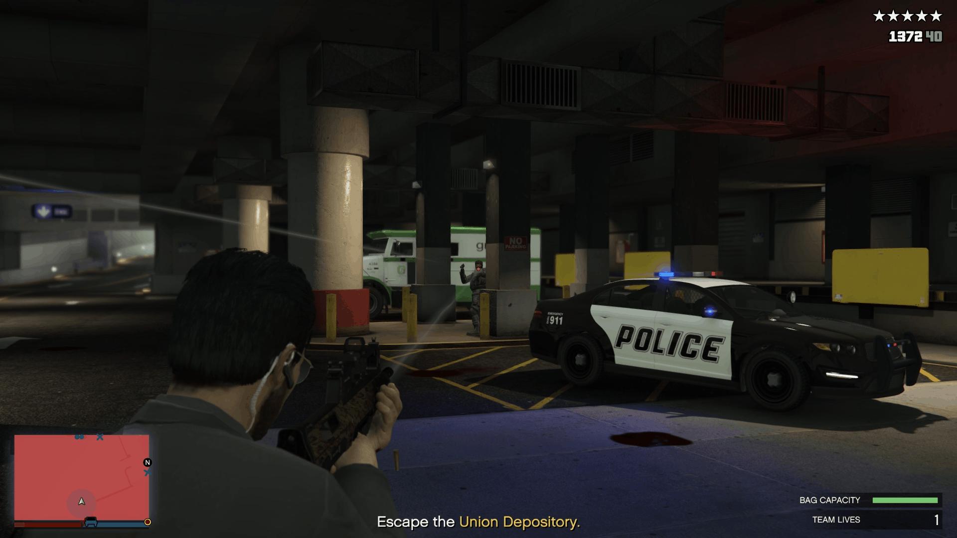 Some cops spawning behind