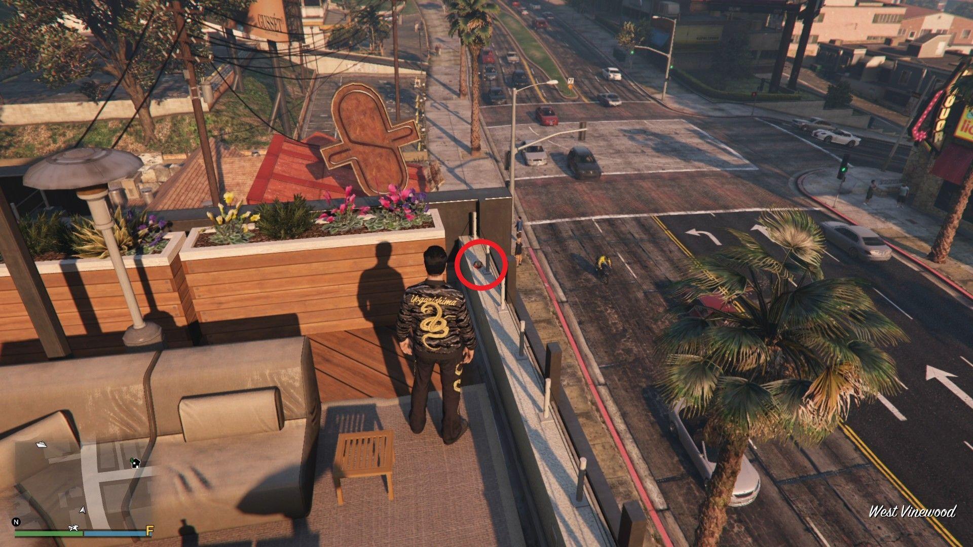 The Yuanbao is on the roof of the Eclipse Boulevard Garage.