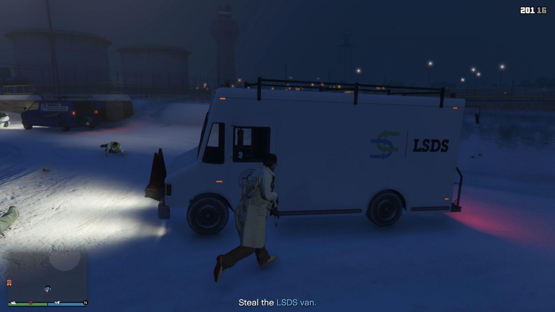 LSDS van arrives at the site.