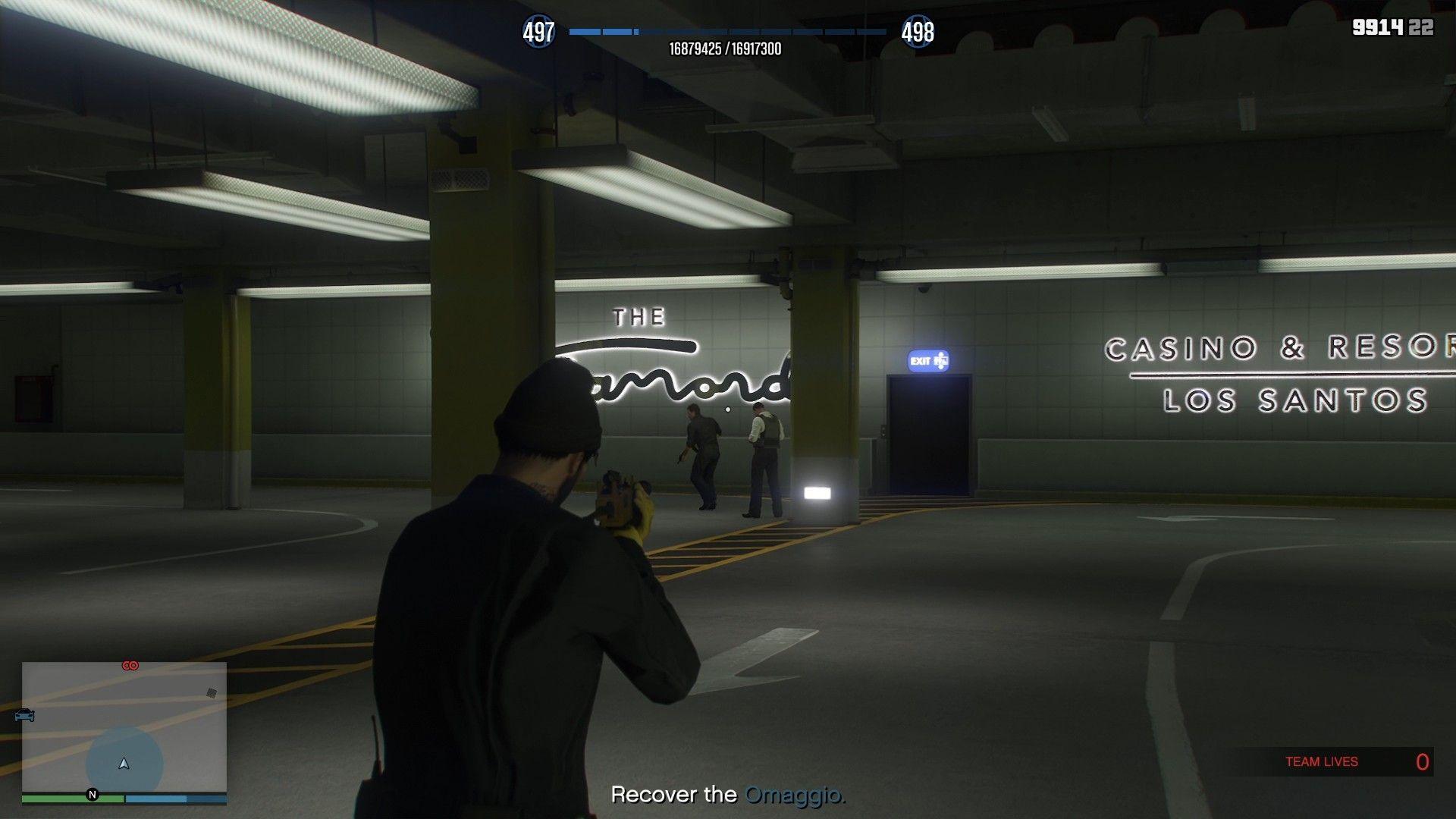 Patrolling guard (left) and idle guard (right).