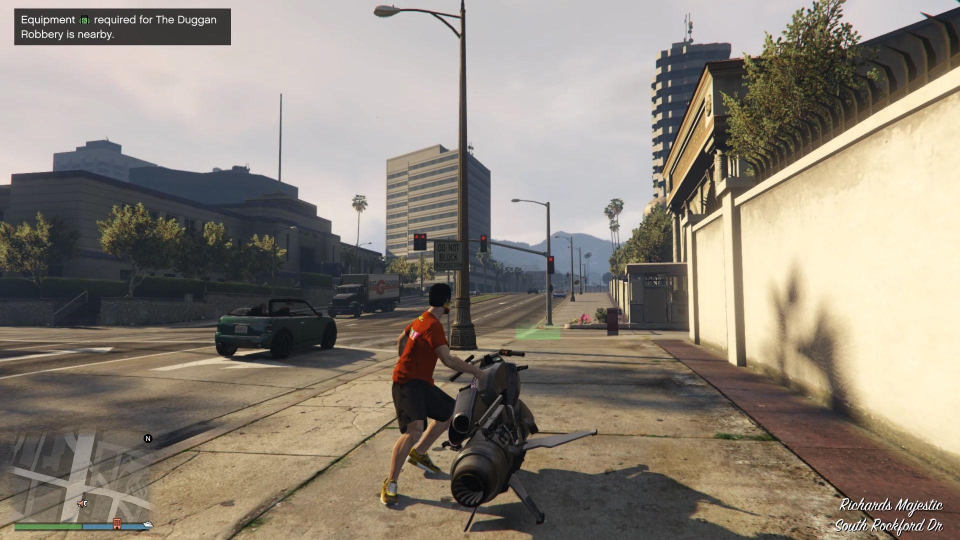 Walk up to the circle and interact with it to call Jamal to start the task.