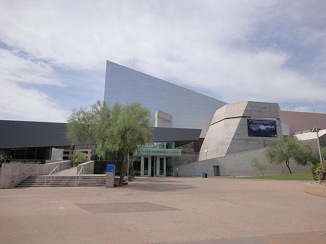 640px-Arizona_Science_Center_2011.jpg