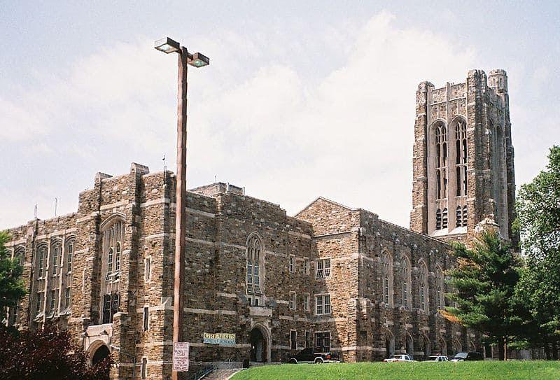 800px-Baltimore_City_College.jpg