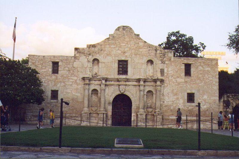 800px-Alamo_TX.jpg