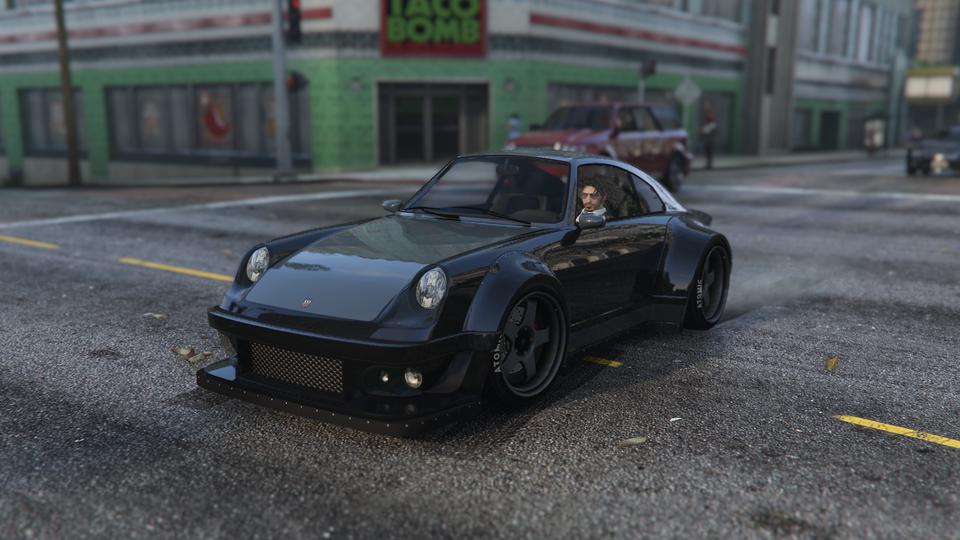 The Pfister Comet Retro Custom as seen in Grand Theft Auto Online.